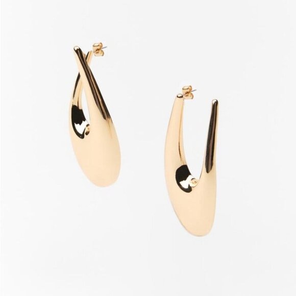 Zara Jewelry - NWT. ZARA ELONGATED HOOP EARRINGS